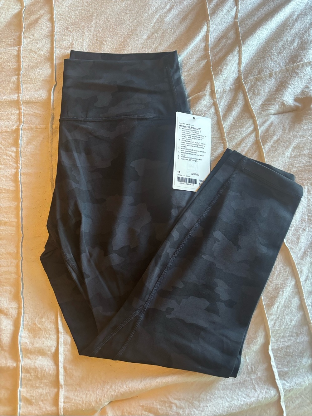 NWT lululemon athletica Align 25” HR Pant - Black Camo